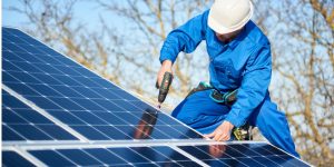 Installation Maintenance Panneaux Solaires Photovoltaïques à Larressore